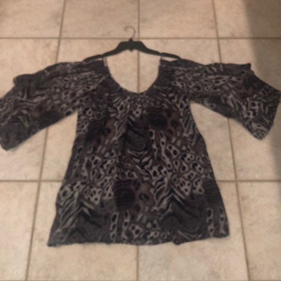 Parker Large cold shoulder flutter sleeve shirt/dress - Picture 1 of 3